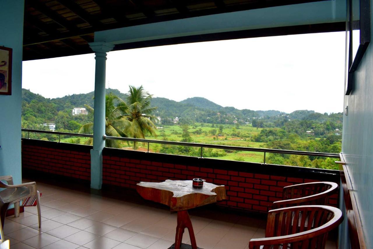 Hotel Rathna Gems Halt Ratnapura Exterior foto